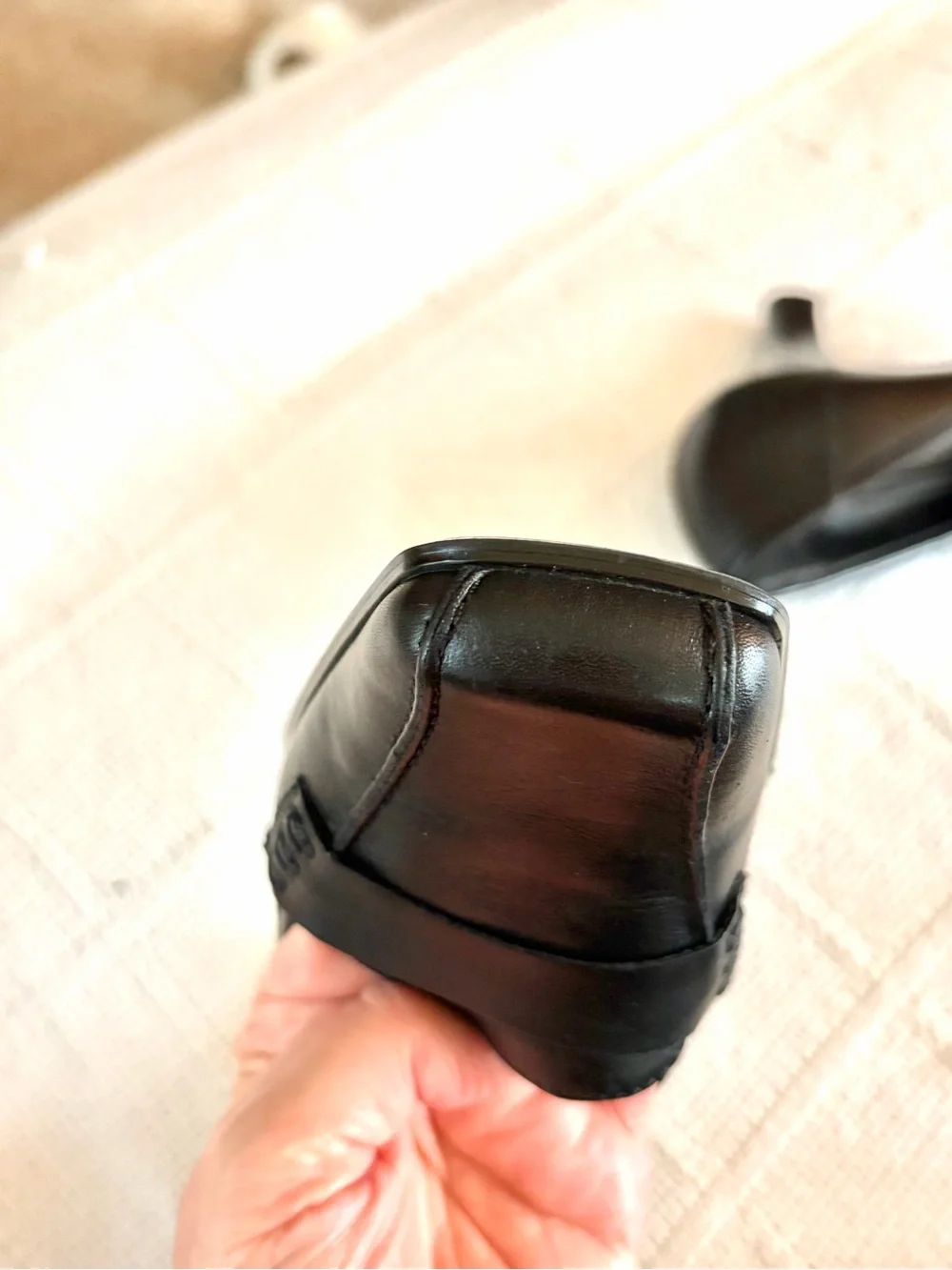 Etienne Aigner classic black